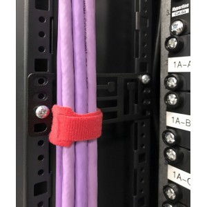 Hyperline PMR-2U-TM-RAL9005 Кронштейн 2U, Т-пазы + крепеж типа монетка, цвет черный RAL9005 (4 шт. в комплекте) Hyperline PMR-2U-TM-RAL9005 Кронштейн 2U, Т-пазы + крепеж типа монетка, цвет черный RAL9005 (4 шт. в комплекте)