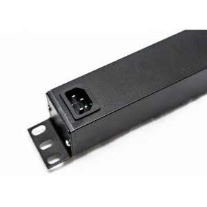 Hyperline SHE19-6SH-S-IEC Блок розеток для 19 шкафов, горизонтальный, горизонтальный, 6 розеток Schuko, выключатель с подстветкой, без кабеля питания, входной разъем IEC320 C14 10А, 250В, 482.6х44.4х44.4мм (ШхГхВ), корпус алюминий, черный Hyperline SHE19-6SH-S-IEC Блок розеток для 19 шкафов, горизонтальный, горизонтальный, 6 розеток Schuko, выключатель с подстветкой, без кабеля питания, входной разъем IEC320 C14 10А, 250В, 482.6х44.4х44.4мм (ШхГхВ), корпус алюминий, черный